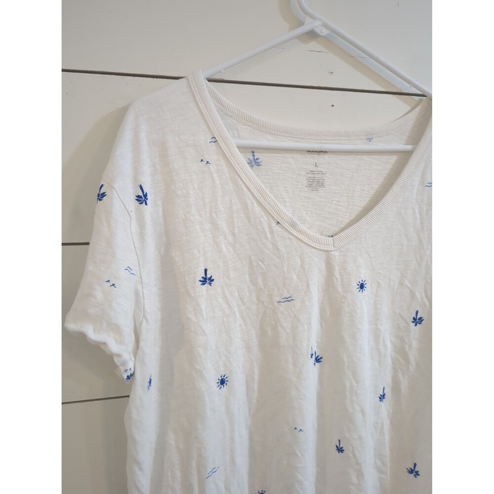 Sonoma White T-shirt. Cotton blend Beach details Sun palm trees waves birds
